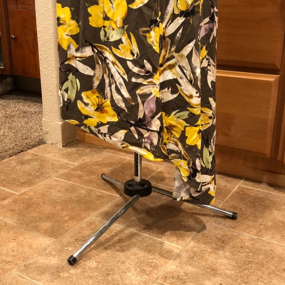 NWT Evri High-Low printed Midi dress - Picture 4 of 5